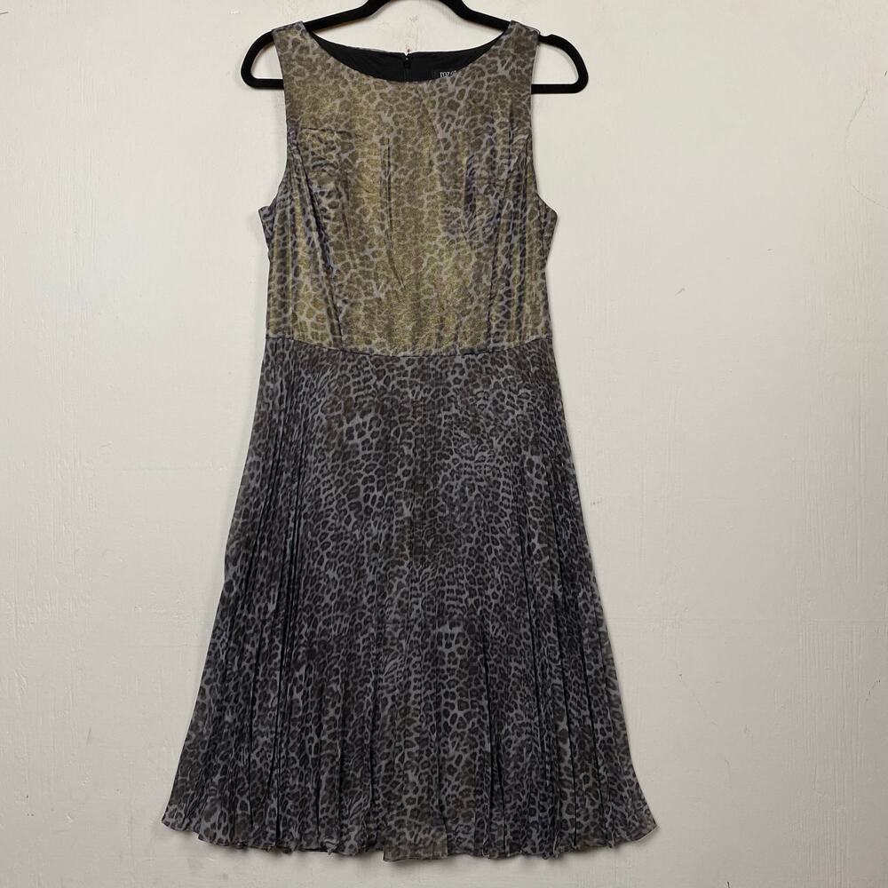 Roz & Ali Metallic Gray Leopard Print Fit Flare Sleeveless Dress Size 8 NWT